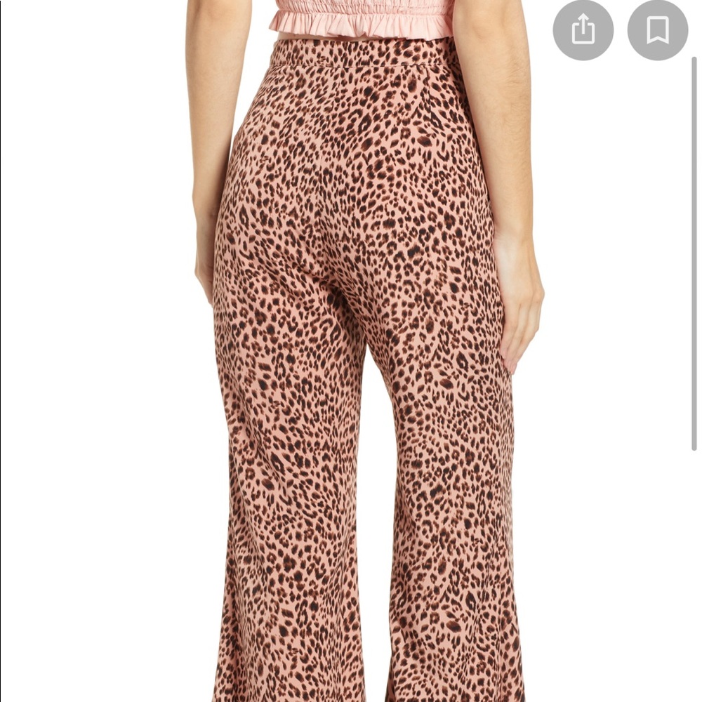Pink leopard print flare bottoms - Picture 2 of 6